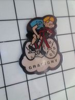 415c Pin's Pins / Beau Et Rare / THEME : SPORTS / CYCLISME VELO USG GRATIGNY - Cyclisme