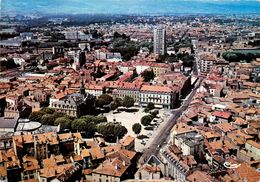 Roanne * Vue Générale Aérienne * Au Centre La Place De L'hôtel De Ville - Roanne