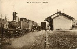Rioz * La Gare * Train Locomotive N°42 * Ligne Chemin De Fer Haute Saône - Andere & Zonder Classificatie
