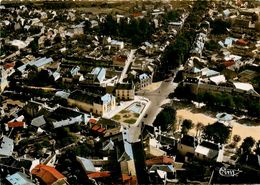 Parthenay * Vue Aérienne * Théâtre * Avenue De La Gare Et Place Du Drapeau - Parthenay