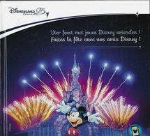 PANINI “Faites La Fête Avec Vos Amis DISNEY” Album INcomplet (+/- 97 % Des Chromos) + Jeux En Pochette Annexée - Albumes & Catálogos