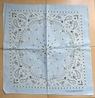 BANDANA / FOULARD BLEU CIEL 100% COTON - Hoofddoeken En Sjaals