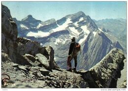 Carte Postale Escalade  Alpinisme Dans Les Pyrénées  Trés Beau Plan - Climbing