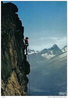 Carte Postale Escalade  Alpinisme  Trés Beau Plan - Bergsteigen