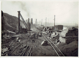 SA OUGREE-MARIHAYE -PHOTO 1924 -Fondations Accumulateurs à Minerais & à Charbon-Sonnettes à Vapeur -battage Pieux FRANKI - Lugares