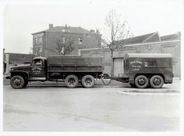 PHOTO 1948 (23 X 17 Cm) CAMION GMC  Avec Remorque-bureau PIEUX FRANKI 196 Rue Grétry LIEGE - Automobili