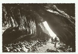 Plofoff (29 - Finistère) Baie Des Trépassés - Une Des Grottes Marines - Plogoff