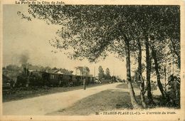 Tharon Plage * L'arrivée Du Train * La Gare * Locomotive * Ligne Chemin De Fer Loire Atlantique Inférieure - Tharon-Plage