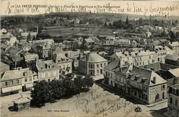 La Ferté Bernard * Place De La République Et Vue Panoramique - La Ferte Bernard