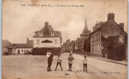 76 YERVILLE - La Place Et La Grande Rue - Yerville