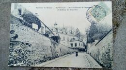 CPA. HARDRICOURT - Rue Guillaume De Beaumont Et Chateau Des Tourelles - Environs De Meulan - Timbre 1902? - Hardricourt