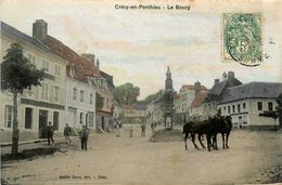 Crécy En Ponthieu * Le Bourg Du Village * Commerces Magasins - Crecy En Ponthieu