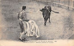 Thème Tauromachie .  Corrida . Travail Du Matador    (voir Scan) - Corridas