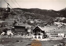 05-CHANTEMERLE-SERRE-CHEVALIER- DEPART DU TELEPHERIQUE ET HÔTEL LES CARINES - Serre Chevalier