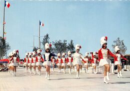 06-SAINT-LAURENT- MAJORETTES LA PARADE - Saint-Laurent-du-Var