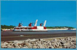 HOVERCRAFT At PEGWELL BAY - Kent - Hovercrafts