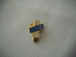 1841  Pin's Pins       AMPOULE   CLAUDE Basse Consommation - EDF GDF