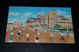 17473-                NEW JERSEY, FROLICKING VACATIONISTS BICYCLING - Atlantic City