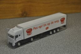 Mona Toetjes Truck 1040 EMTÉ / Jan Linders Supermarkten Scale 1:87 - Camions, Bus Et Construction