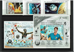 LCA- VRAC DE BLOCS FEUILLETS ET TIMBRES NEUFS DU MONDE - Lots & Kiloware (mixtures) - Max. 999 Stamps