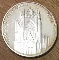 57 METZ CATHÉDRALE MÉDAILLE SOUVENIRS TOURISTIQUE EN COULEURS SANS DATE JETON MEDALS COINS TOKENS - Otros & Sin Clasificación