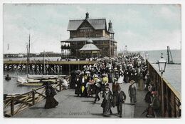 LOWESTOFT - South Pier - Wrench 11142 - Lowestoft