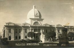 Real Photo Cienfuegos Palacio Municipal  . American Car. - Cuba