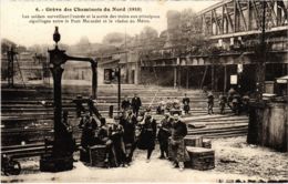 CPA Paris 10e - Gréve Des Cheminots Du Nord (88040) - Streiks