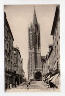 - CPA COUTANCES (50) - Rue Geoffroy-de-Montbray Et La Cathédrale - Editions Lévy N° 25 - - Coutances