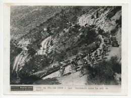 Photo De Presse Paris Soir - TOUR DE FRANCE 1939 - Les Coureurs Dans Le Col De Braus - Radsport