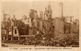 Caen * Place St Pierre * Hôtel D'escoville Vers La Rue St Pierre * Juin Juillet 1944 * Ruines - Caen