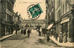 Troyes * Place De La Bonneterie * Chemiserie Pour Tous * Tramway Tram - Troyes