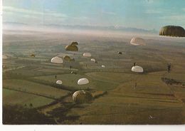 Militaria Parachutisme Parachutes Soldats Saut Face Aux Pyrénées - Other