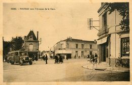 Fouras * L'autobus * Vers L'avenue De La Gare * Café Et Boucherie - Fouras-les-Bains