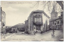 SAINT-GERMAIN-LAVAL (42) – Carrefour De La Rue De Roanne. Cliché Bouillet, Edition Chartre, N° 10. - Saint Germain Laval
