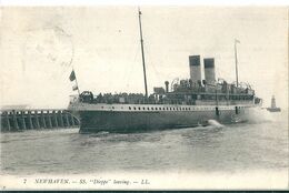 NEW  HAVEN   (  Etats-Unis  )  SS.  "  DIEPPE  "  Leaving . - New Haven