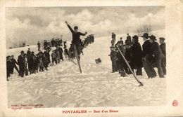 25-PONTARLIER- SAUT D'UN SKIEUR - Pontarlier