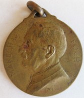 Médaille Maréchal Foch, Commandant En Chef Des Armées Alliées Opérant En France 1918, Par Maillard - Professionnels / De Société