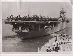 KOREA KOREAN WATERS USS VALLEY FORGE AGAINST PYONGYANG  N KOREAN CAPITAL US SEVENTH FLEET   20*15 CM - Boats