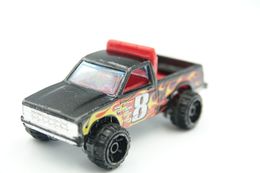 Hot Wheels Mattel #8 Pick Up Truck -  Issued 1982, Scale 1/64 - Matchbox (Lesney)