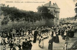 Guérande * Fête Dieu * 1908 * Le Défilé De La Procession Sur Le Mail * Cérémonie Religieuse - Guérande