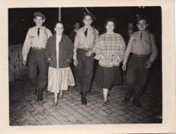 Photo Fête De Bayonne,Aout 1956,format 7/9 - Personnes Anonymes