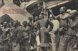 Sur CPA Afrique Occidentale Dahomey Porto Novo Adjiki Roi Hôtel Gouvernement FM CAD Porto Novo Dahomey 24 3 10 - Cartas & Documentos