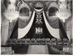 Photo Paris, Hotel De Ville, Préparatif Réception D'Elisabeth 2 Visite Du 9/4/1957 - Célébrités