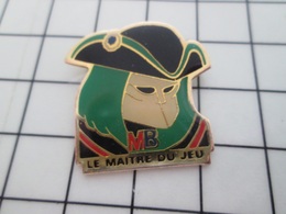 216b Pin's Pins / Beau Et Rare / THEME : JEUX / MB LE MAITRE DU JEU TRICORNE MASQUE VENITIEN Pat OPUS 99 - Jeux