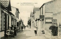 La Bernerie * La Rue De Noirmoutier * Commerce GRANDIN - La Bernerie-en-Retz