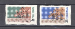 Roumanie  :  Yv   2533-34  **      Cultures Européennes - Unused Stamps