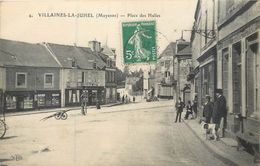 CPA 53 Mayenne Villaines La Juhel Place Des Halles Commerces Café Boucheron Veslin Ragot - Villaines La Juhel