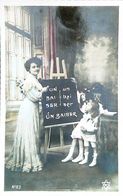 Delcampe - CPA Ecole School Tableau Noir  Maitresse - Schulen
