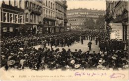 CPA PARIS 2e - Une Manifestation Rue De La Paix (81318) - Manifestazioni